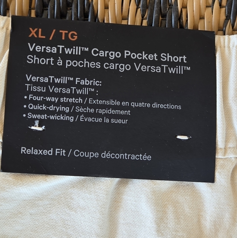 Lululemon Versa Twill Cargo Pocket Shorts Khaki Size Xl - Picture 9 of 11